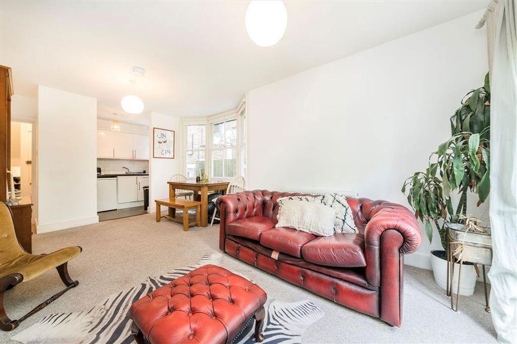 Property photo 2 of 7