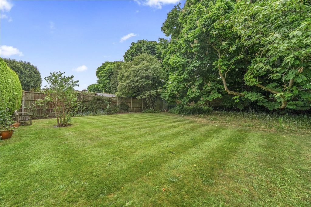 Property photo 3 of 13 Picture No. 29