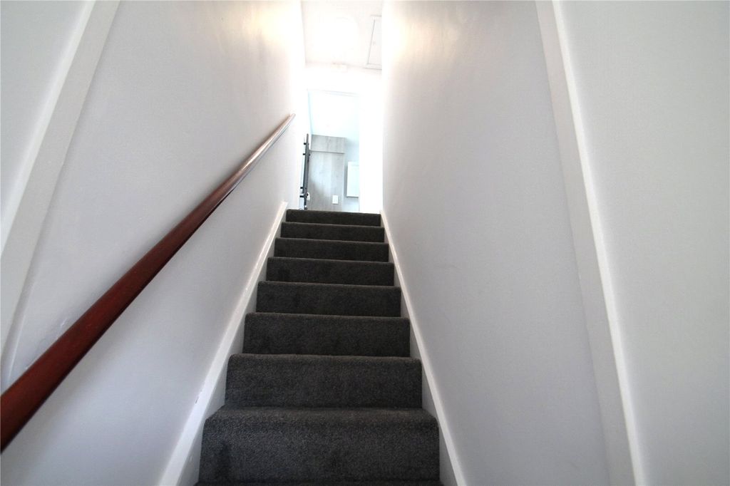 Property photo 2 of 11 Picture No. 02