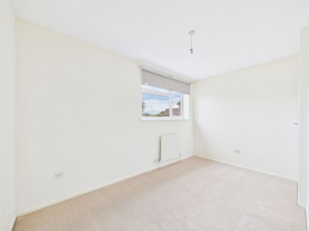 Property photo 3 of 7 Bedroom