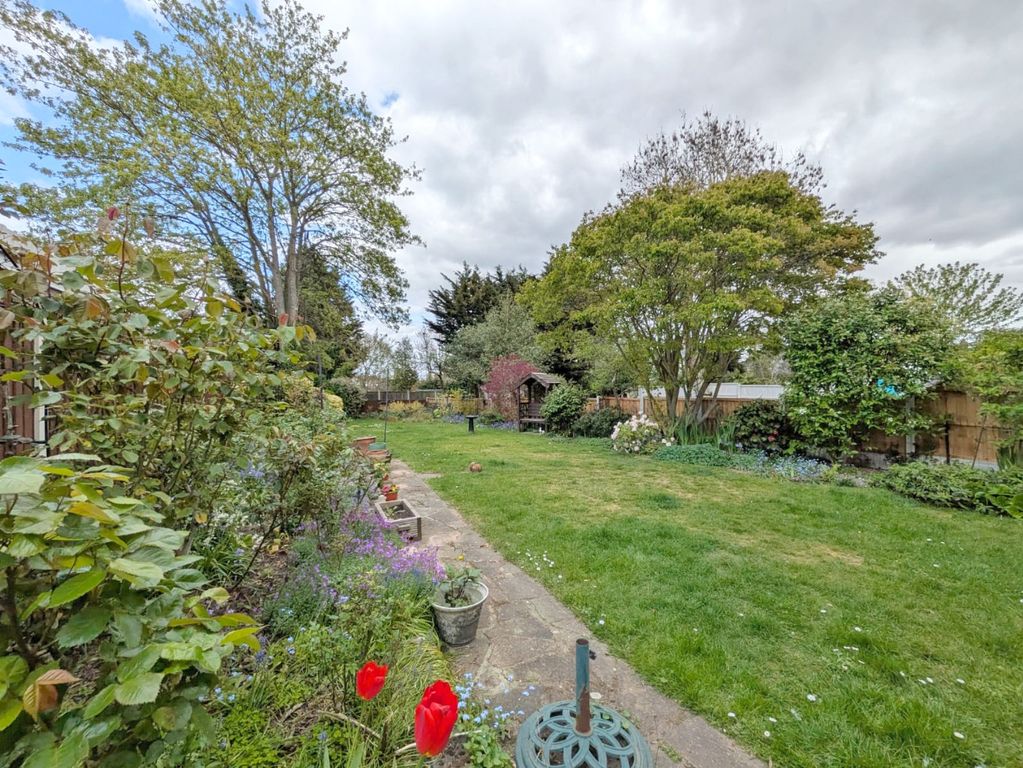 Property photo 2 of 14 4153482