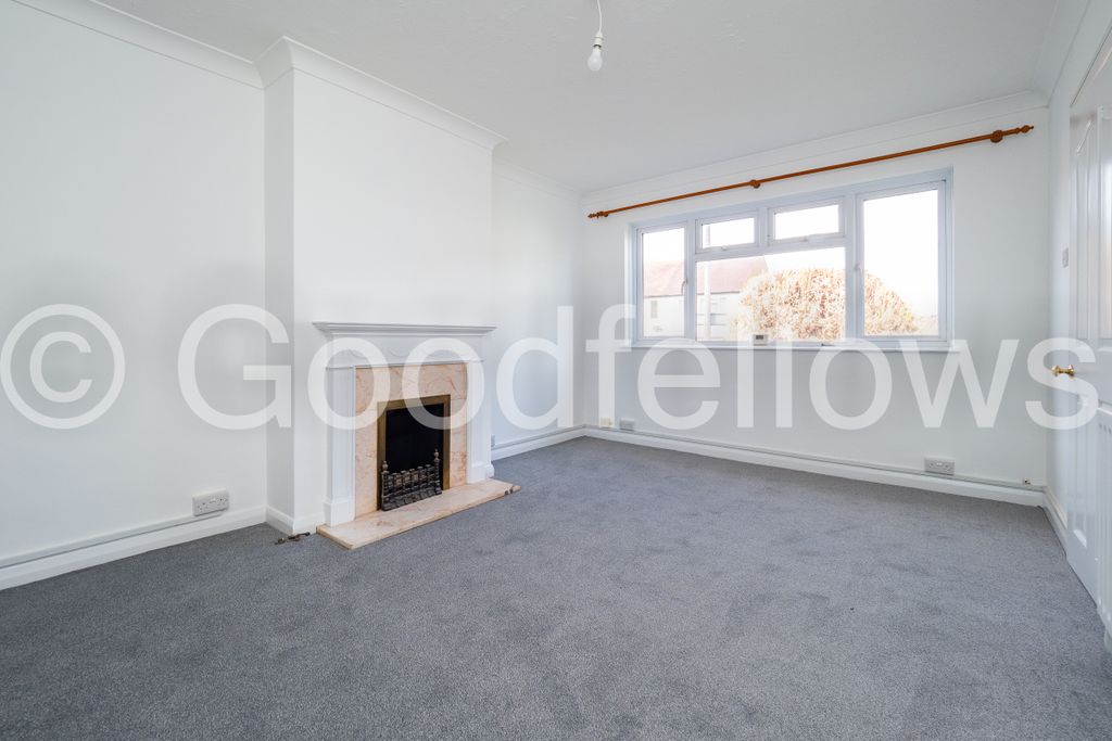 Property photo 2 of 8 Picture 2