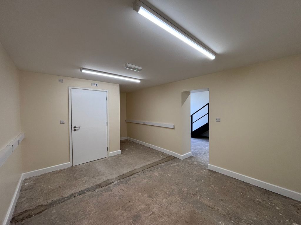 Property photo 3 of 9 Picture No. 07