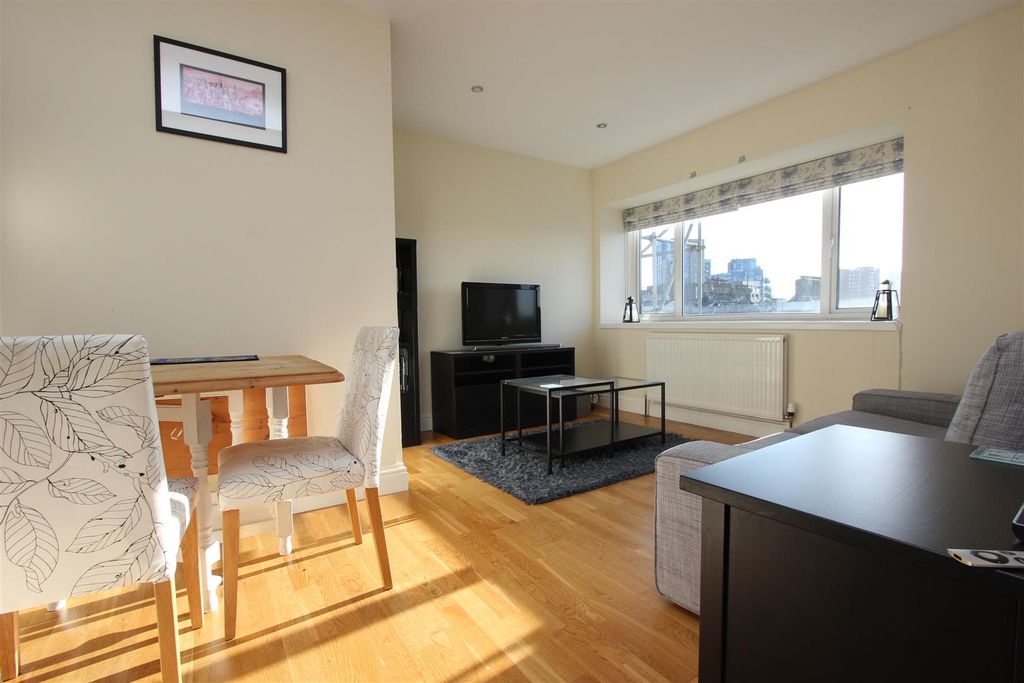 Property photo 1 of 7 Brant Houses.Jpg