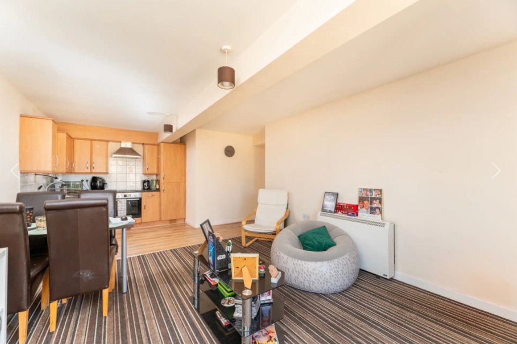 Property photo 2 of 8 Photo 2