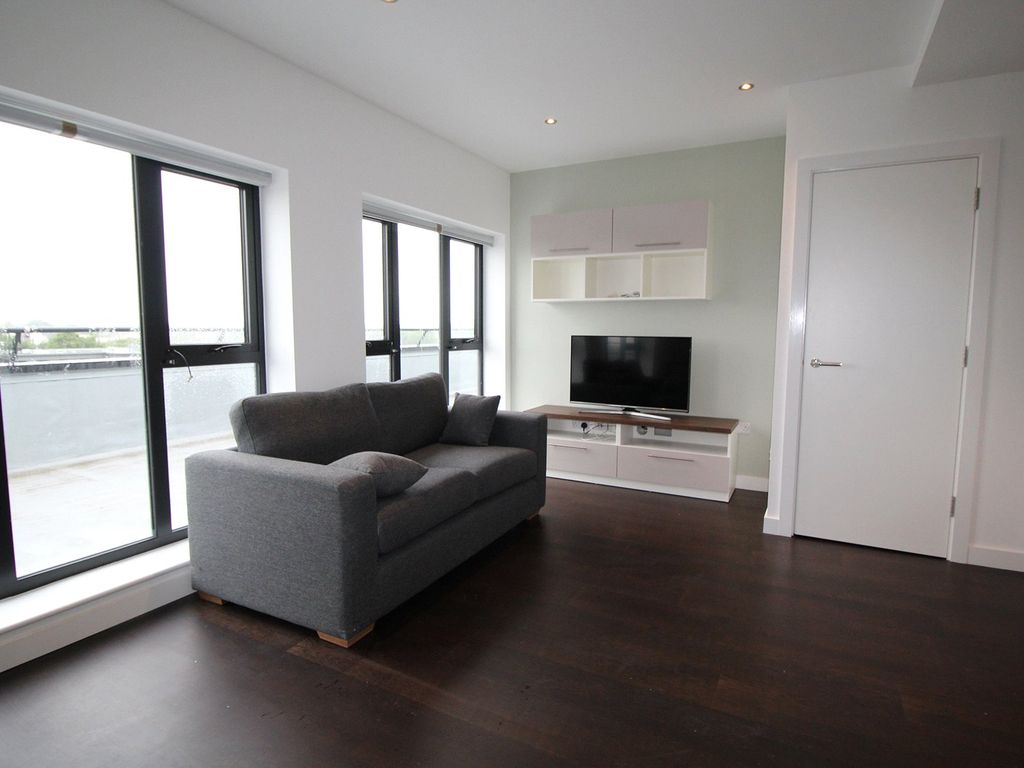 Property photo 2 of 13