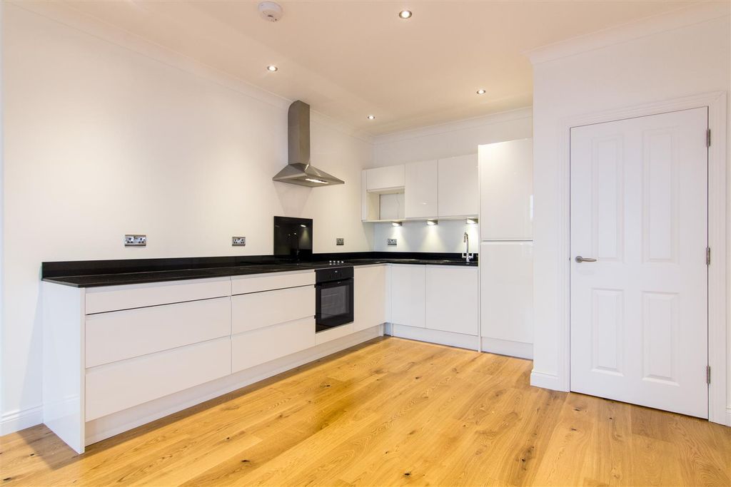 Property photo 3 of 10 {1CD348C8-4025-4EE5-B5CE-96980498387E}[1].Jpg