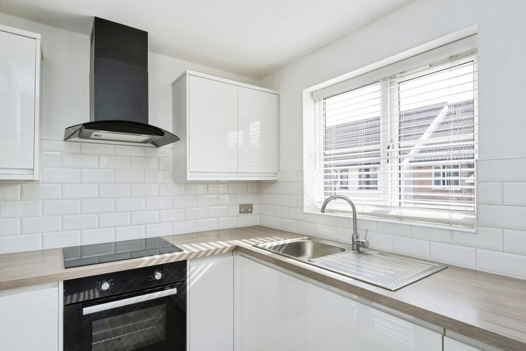 Property photo 2 of 7 Pbox-Img.Jpg