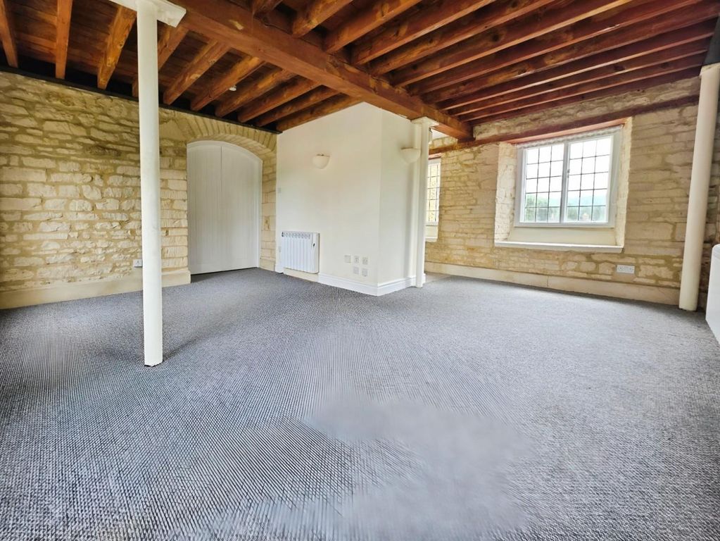 Property photo 2 of 12 Pictures (11).Jpg