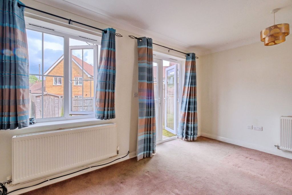 Property photo 3 of 19