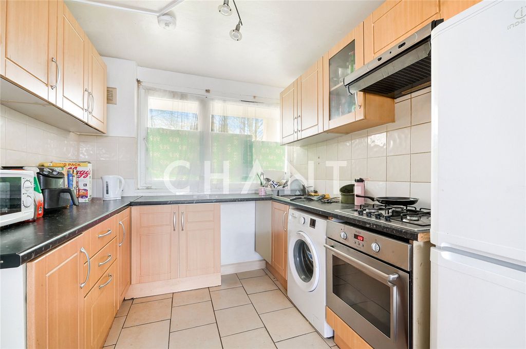 Property photo 1 of 12 Picture No. 11