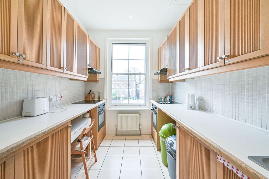 Property photo 2 of 5