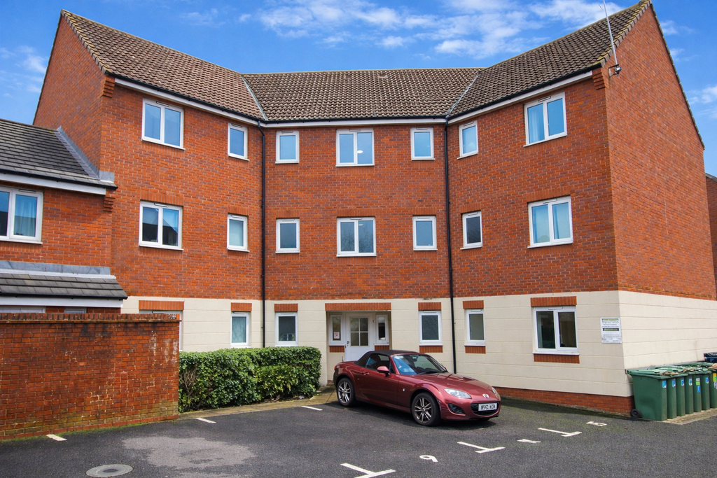 Property photo 1 of 8 Front View