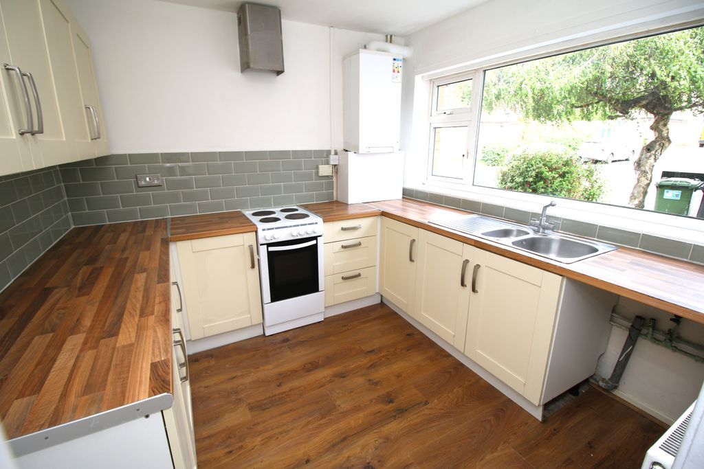 Property photo 3 of 13 Img_6574