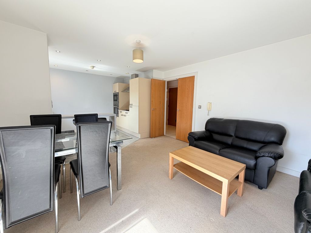 Property photo 3 of 13 Gallery