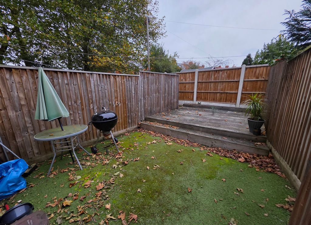 Property photo 3 of 8