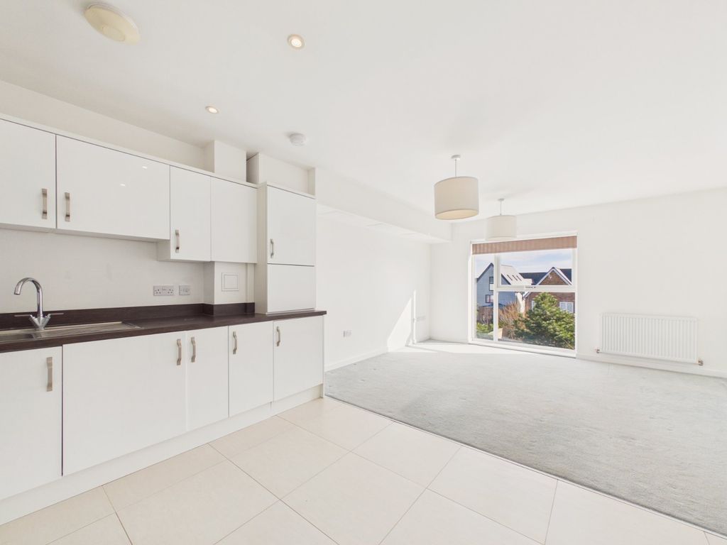 Property photo 2 of 15 Open Plan Living