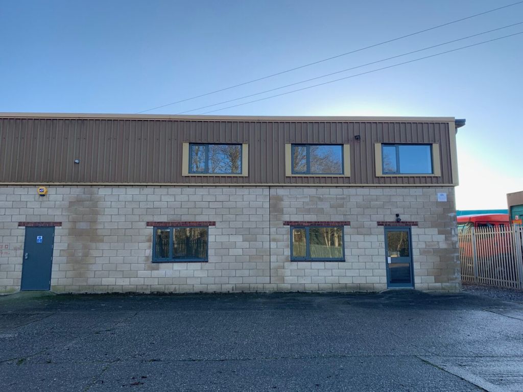Property photo 1 of 5