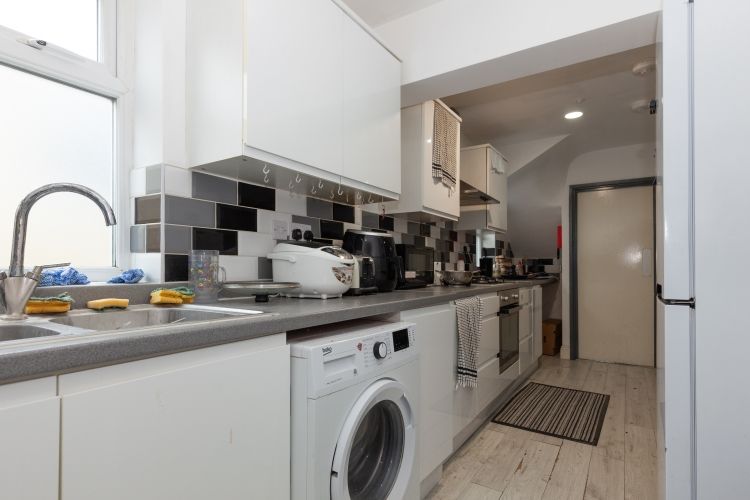 Property photo 3 of 10 247556