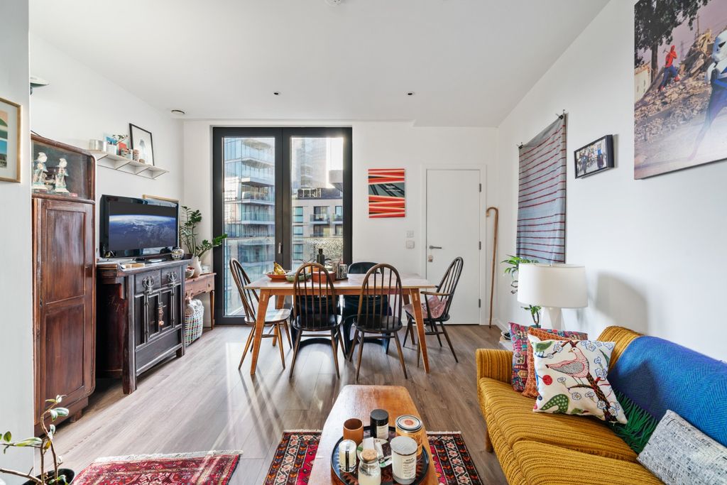 Property photo 3 of 12 2896814