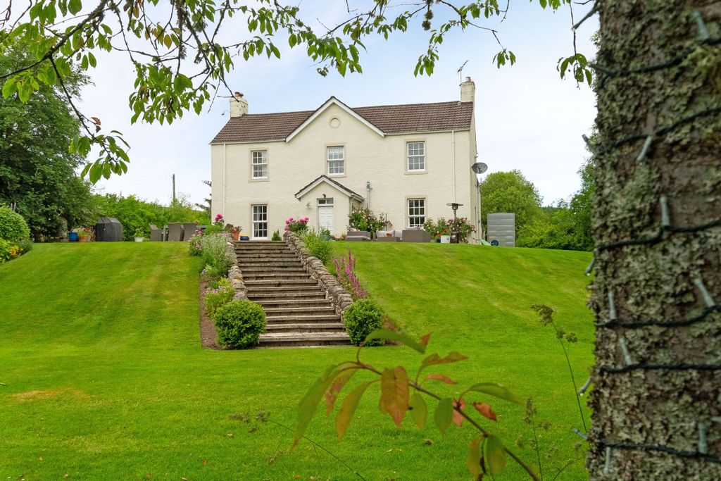 Property photo 1 of 63