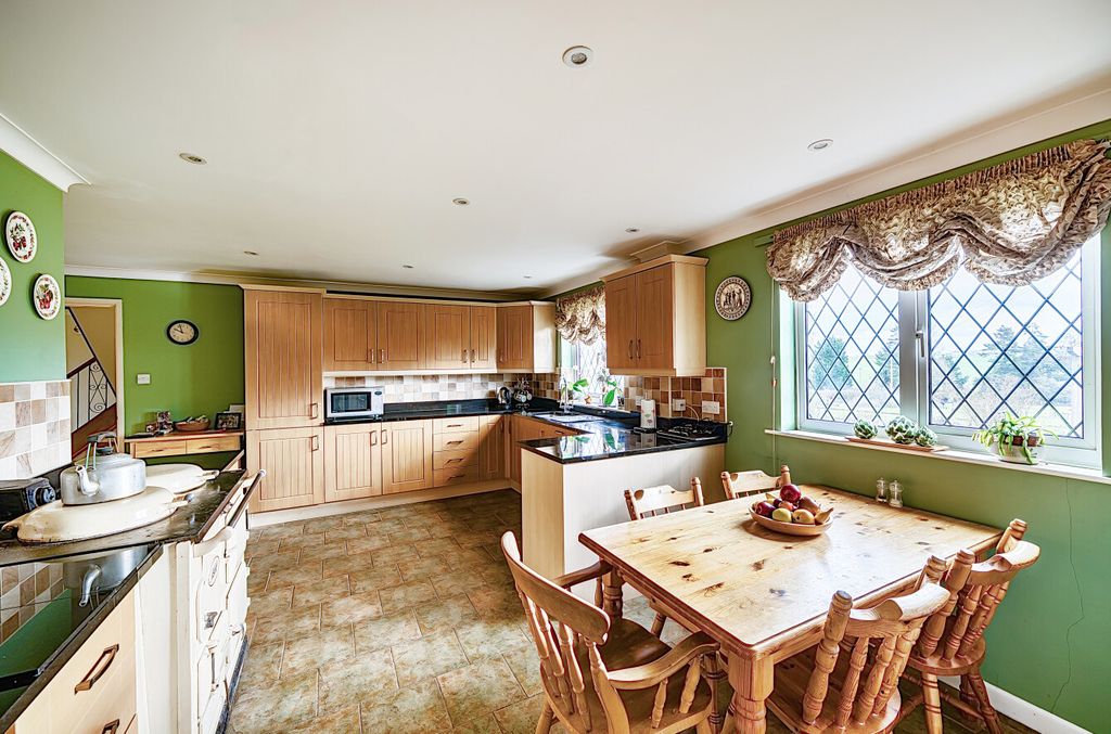 Property photo 1 of 22 1407042-15-699d86...