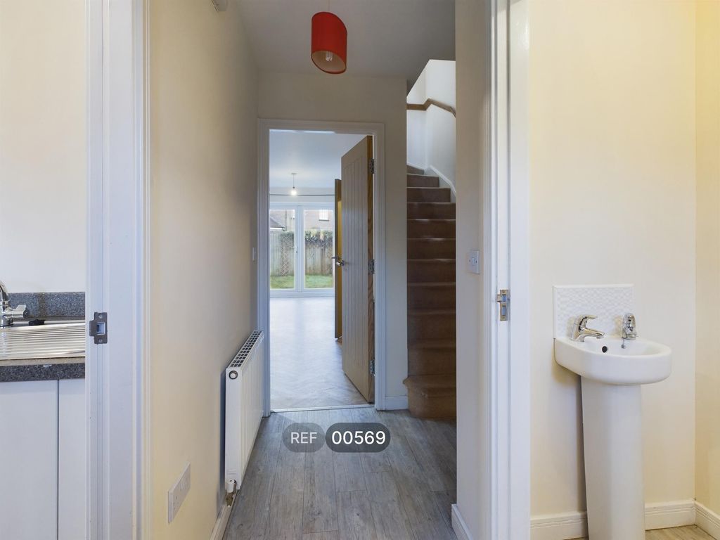 Property photo 3 of 36 Hallway