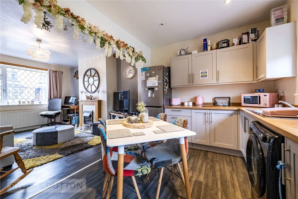 Property photo 3 of 24 Kitchen Diner