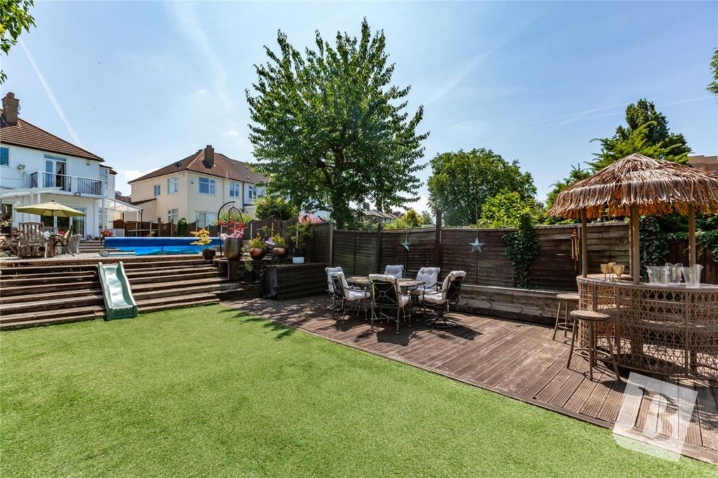 Property photo 3 of 20 Rear Garden