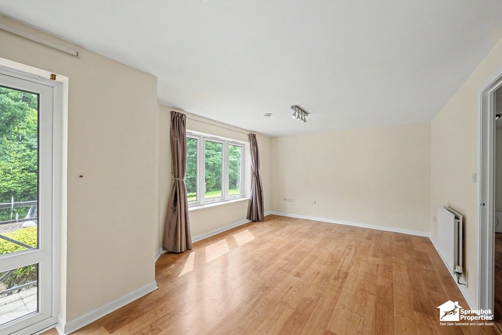 Property photo 2 of 13 Image 1