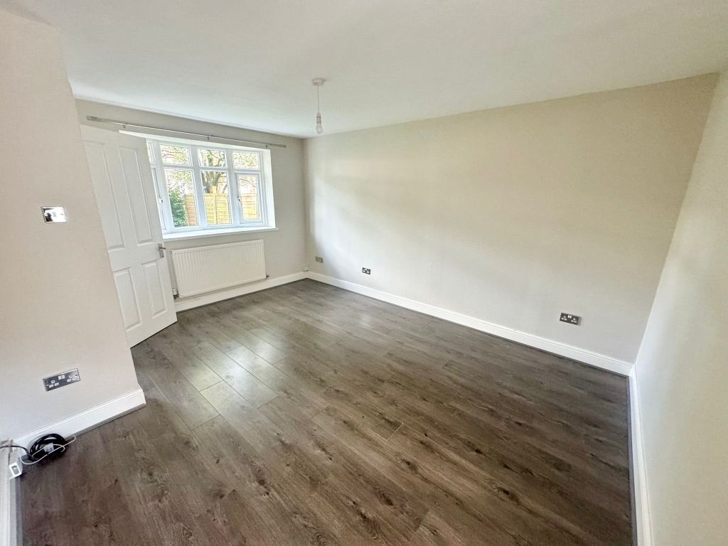 Property photo 2 of 12 Img-20240809-Wa0004