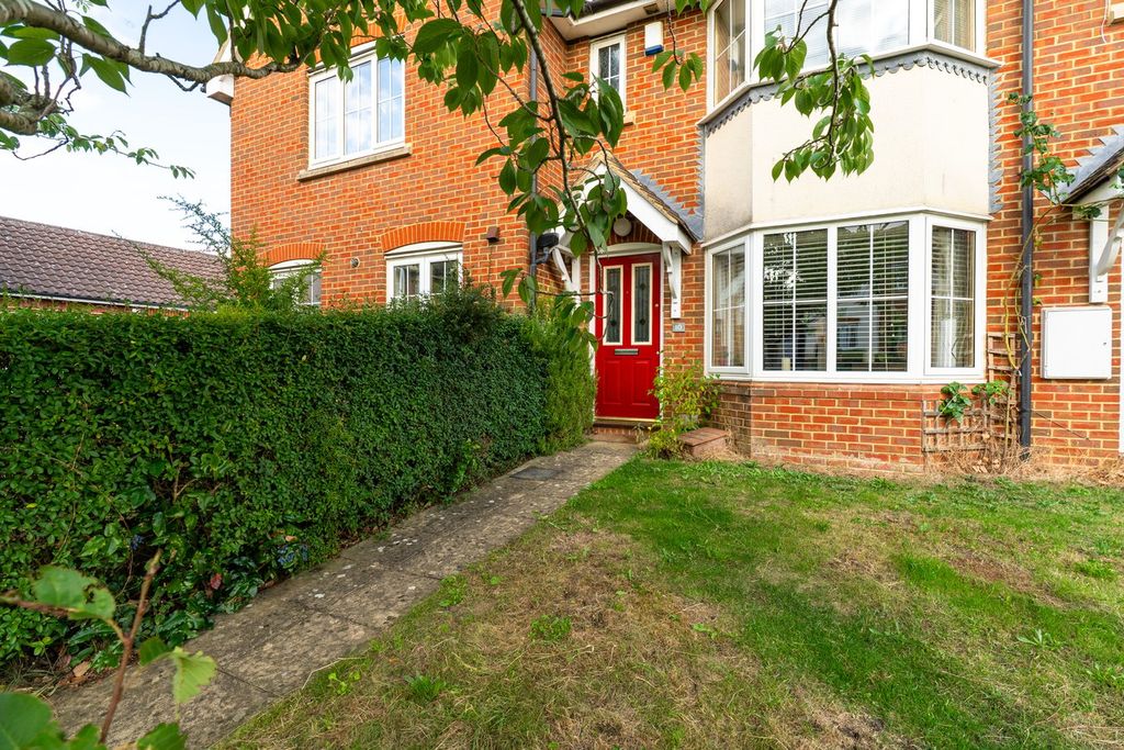 Property photo 1 of 11