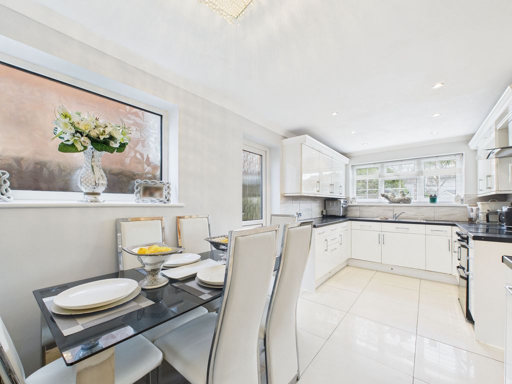 Property photo 2 of 36