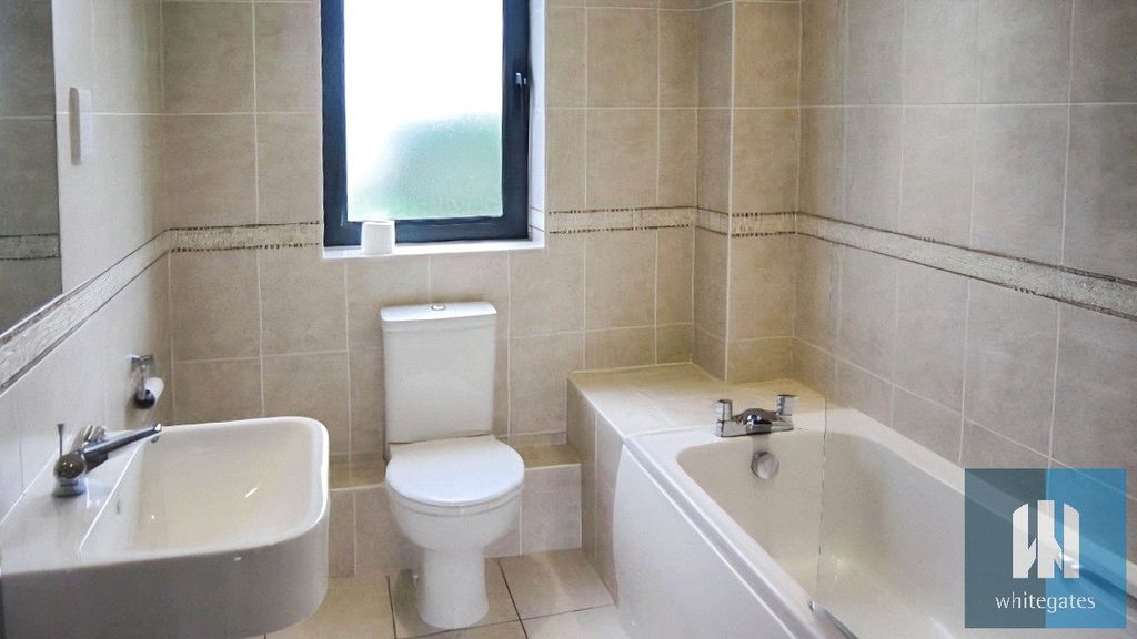 Property photo 3 of 7 Picture No. 08