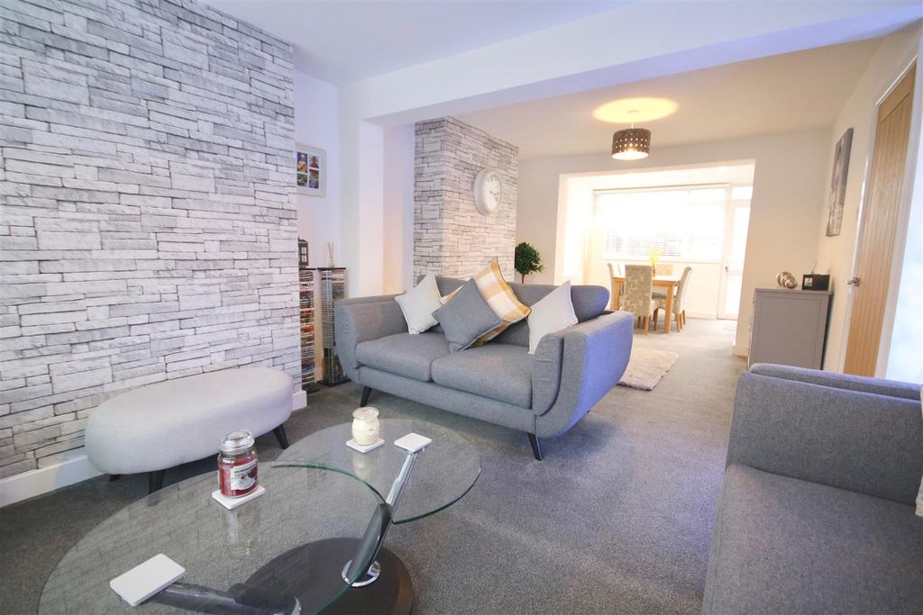 Property photo 3 of 18 Img_1453.Jpg