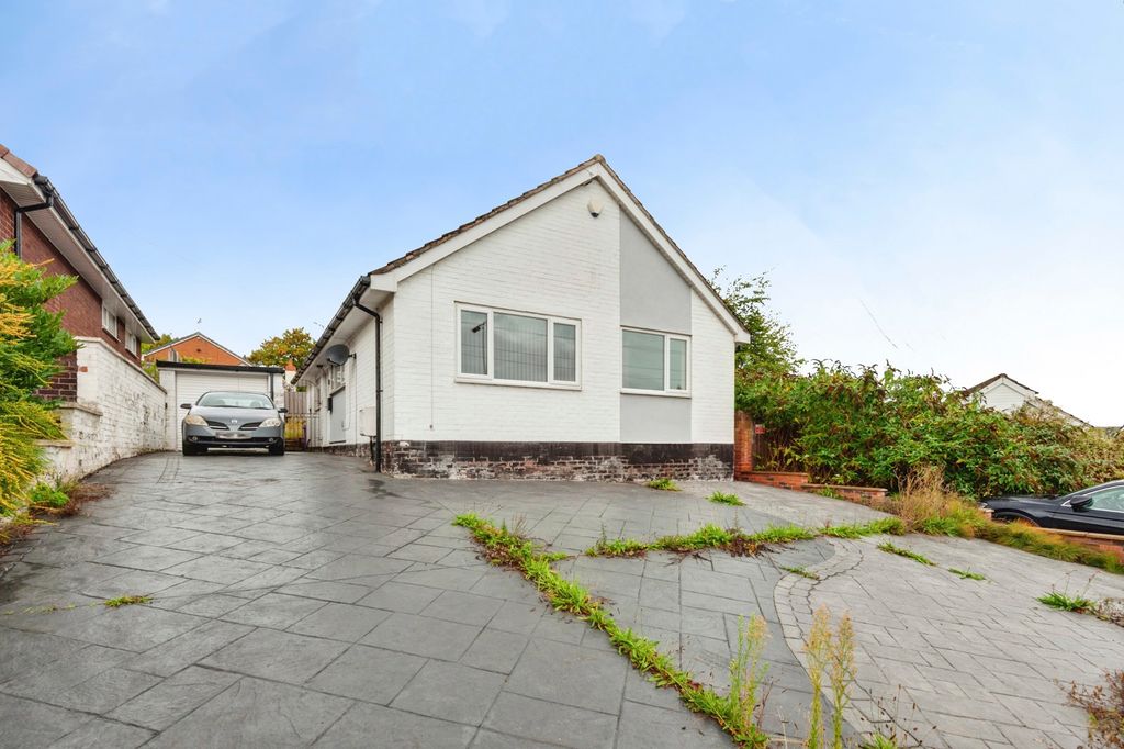 Property photo 1 of 18 Pbox-Img.Jpg