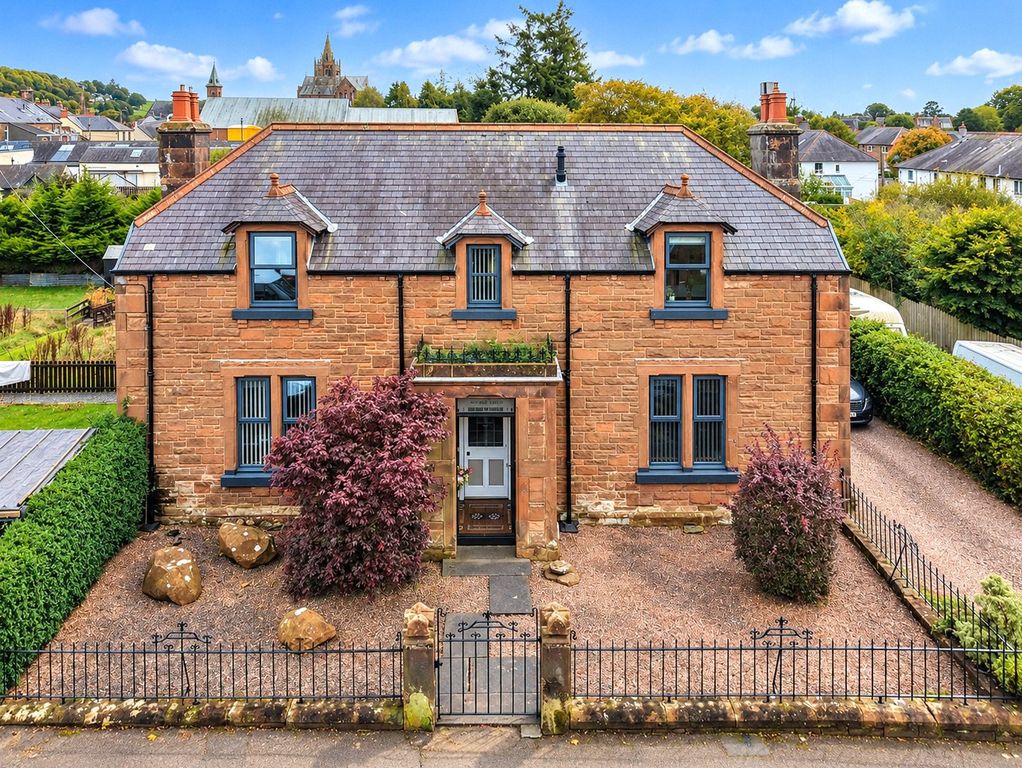 Property photo 1 of 29 Picture No. 33