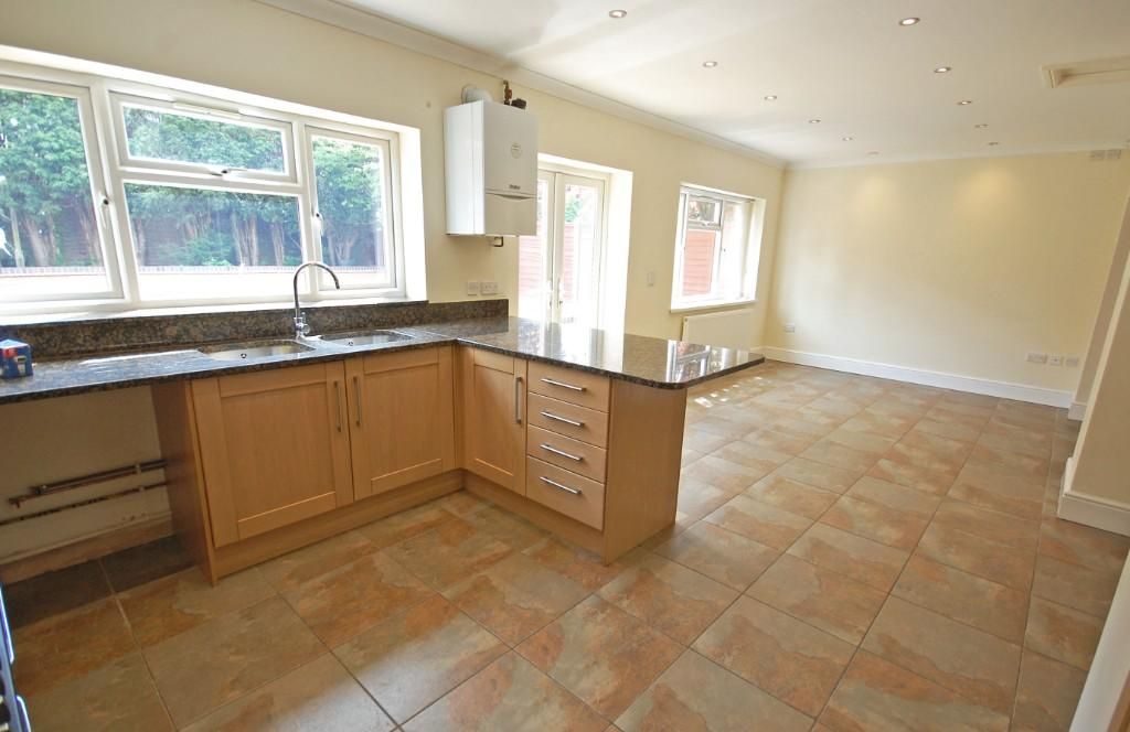 Property photo 2 of 16 Image