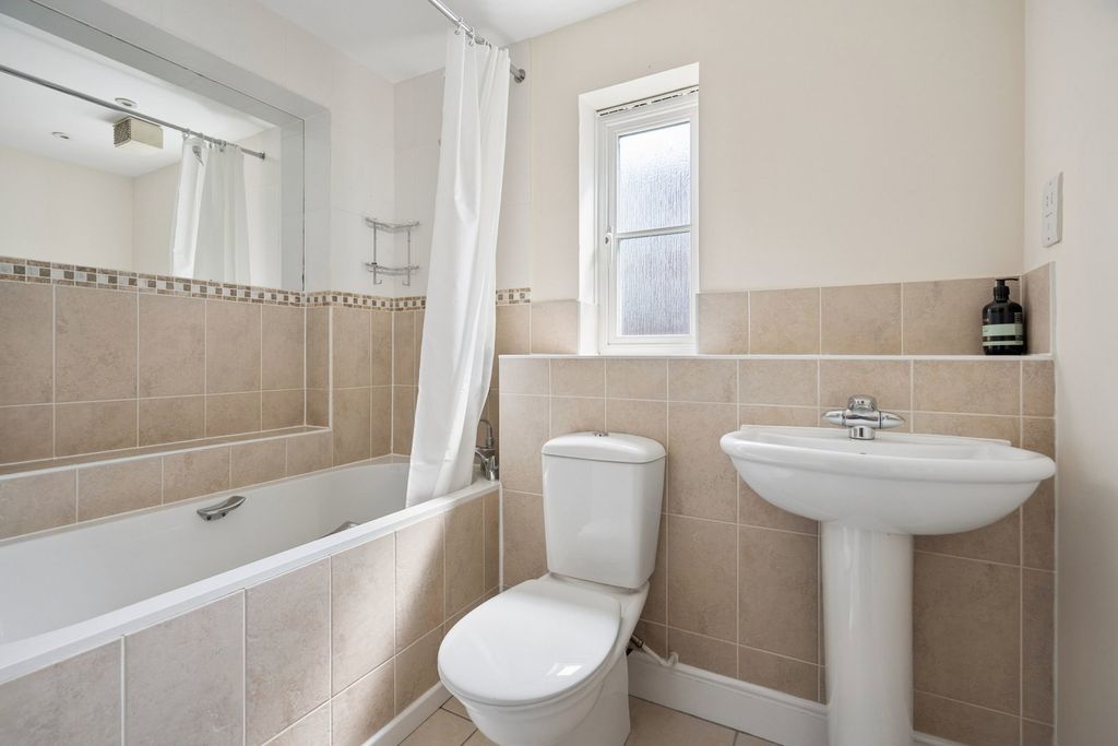 Additional image 13 of 3 bed flat for saleWoodstock Road, Oxford OX2