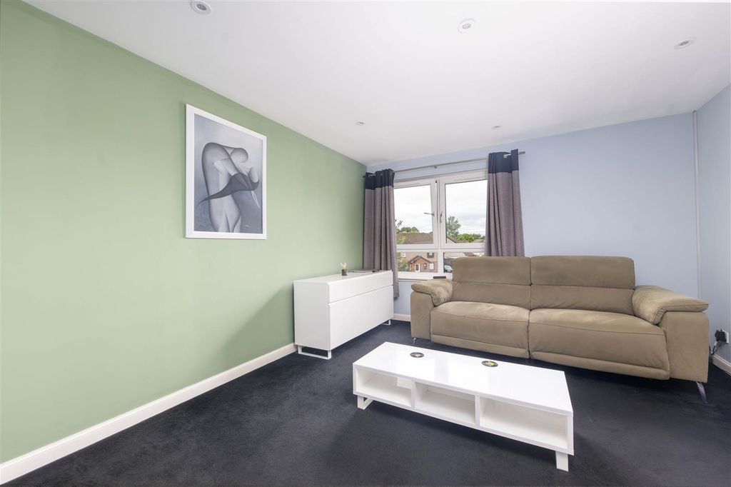 Property photo 3 of 14 Blackwell Avenue0005.Jpg