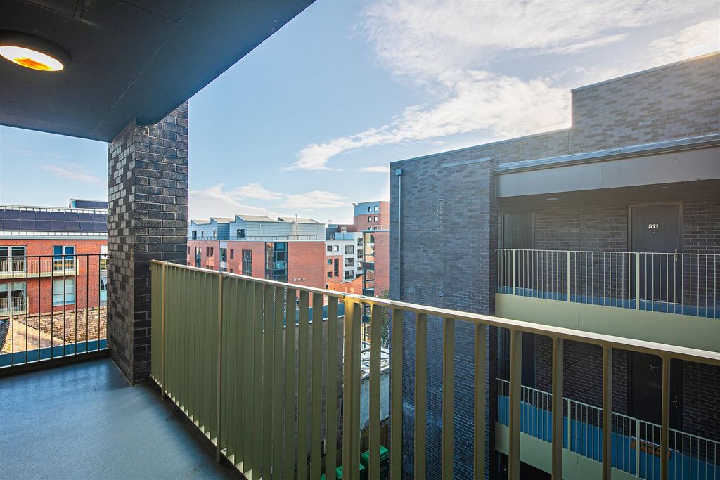 Property photo 2 of 13 _78A0159 Copy.Jpg