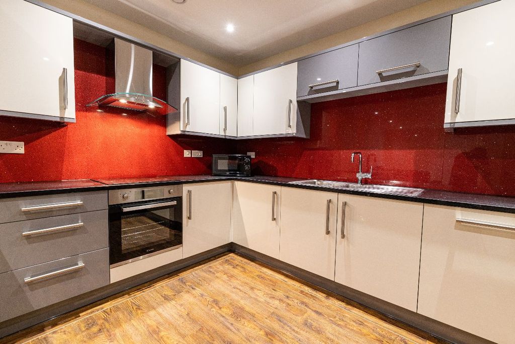 Property photo 3 of 9