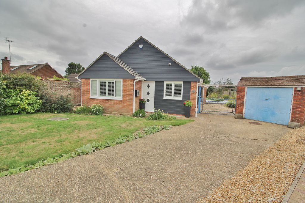 Property photo 3 of 19