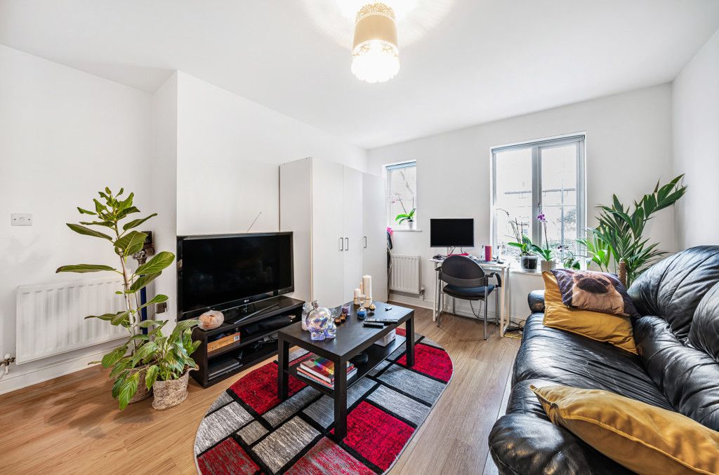 Property photo 2 of 14 Reception