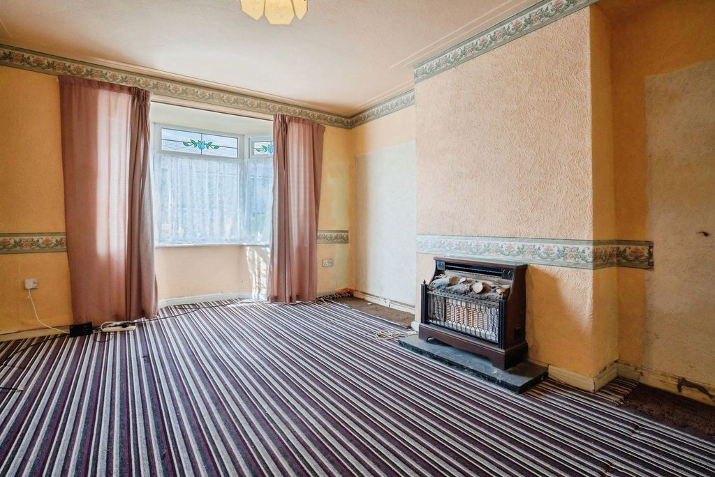 Property photo 3 of 22