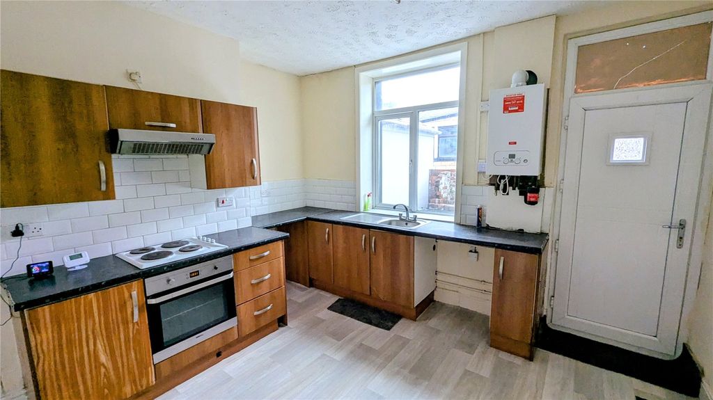 Property photo 2 of 6 Picture No. 04