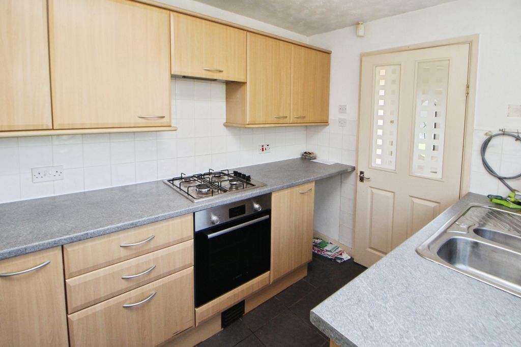 Property photo 3 of 7 Pbox-Img.Jpg