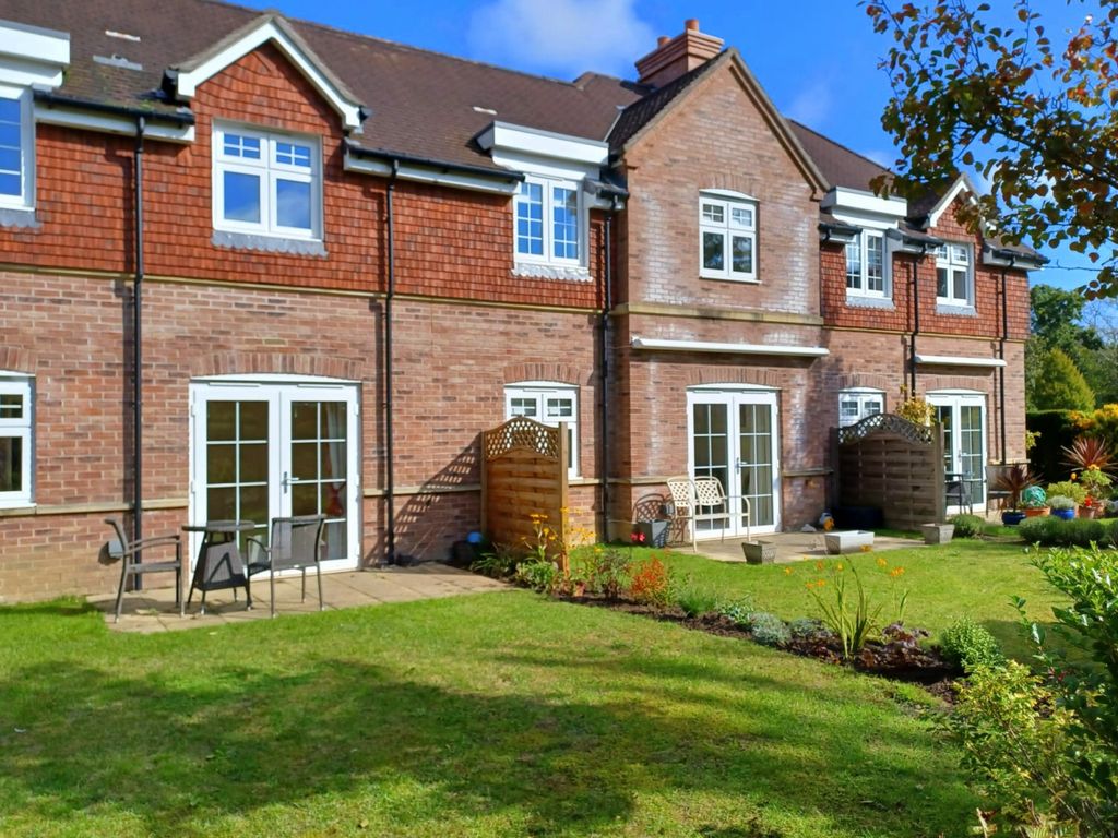 Property photo 3 of 21 Gallery