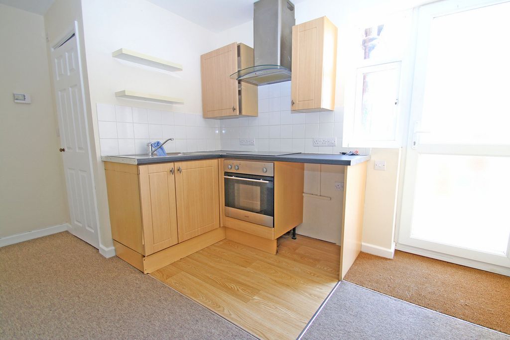 Property photo 1 of 3