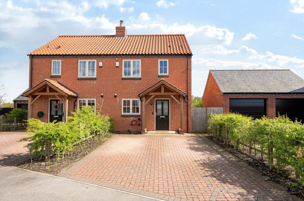 Property photo 1 of 13 1437809-1-69Dd04Dfbbc1c